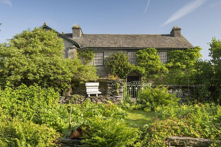 Beatrix Potter - Half Day - Up to 4 People - Photo 1 of 7